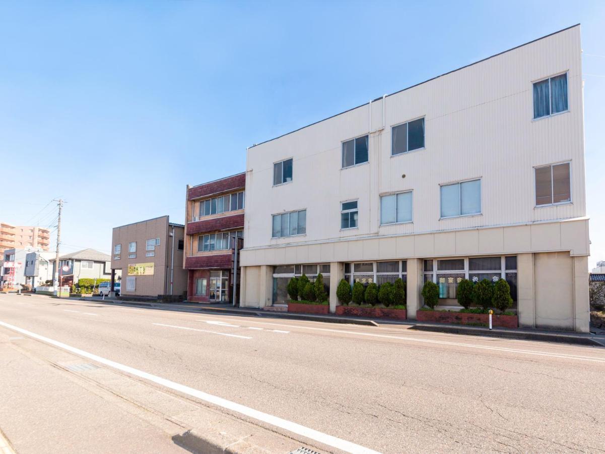 Tabist Business Hotel Chitose Kashiwazaki Esterno foto